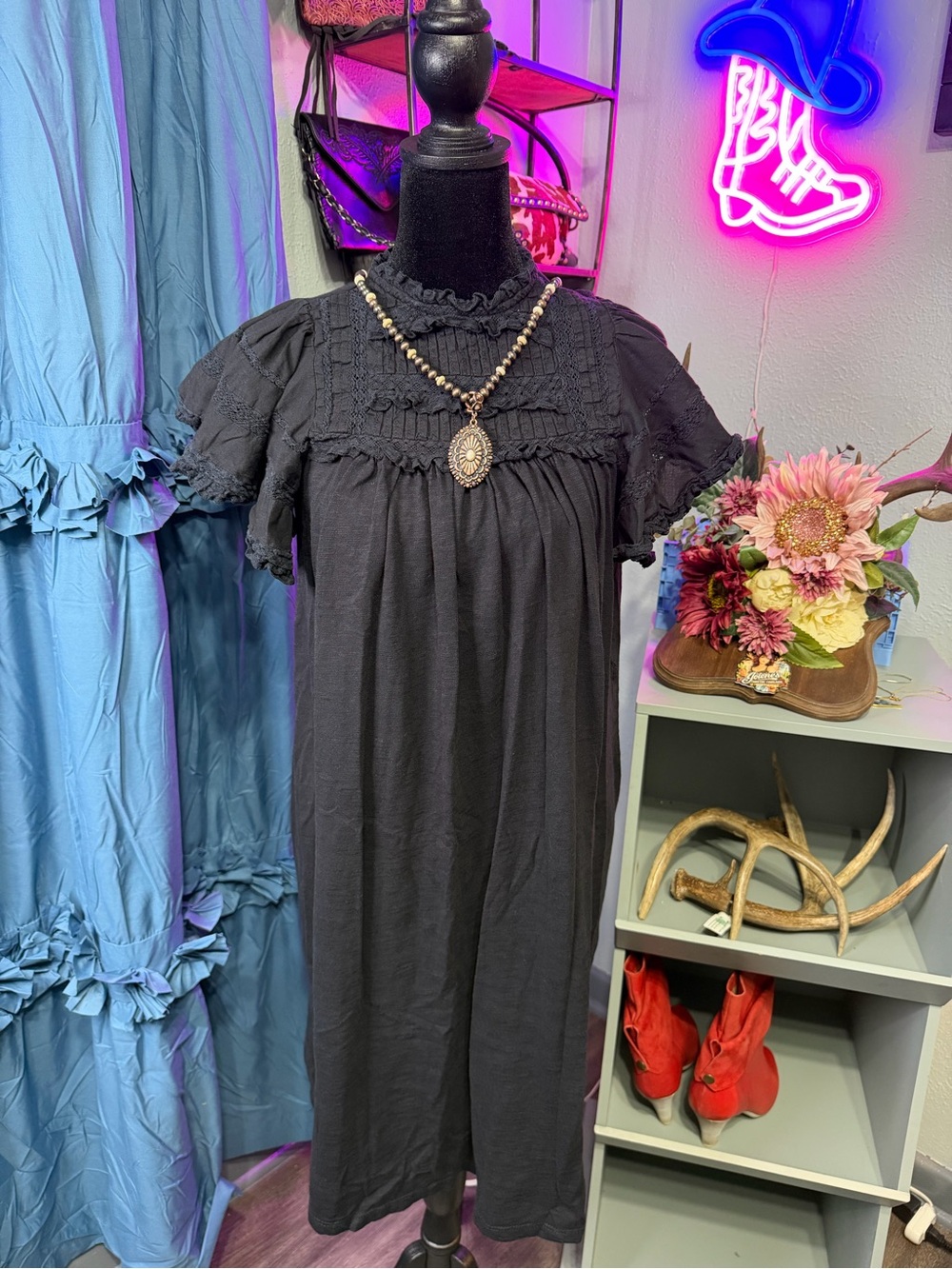 Boden UK 10 US 6 Black Ruffle Lace Pintuck Short Sleeve Boho Prairie Dress
